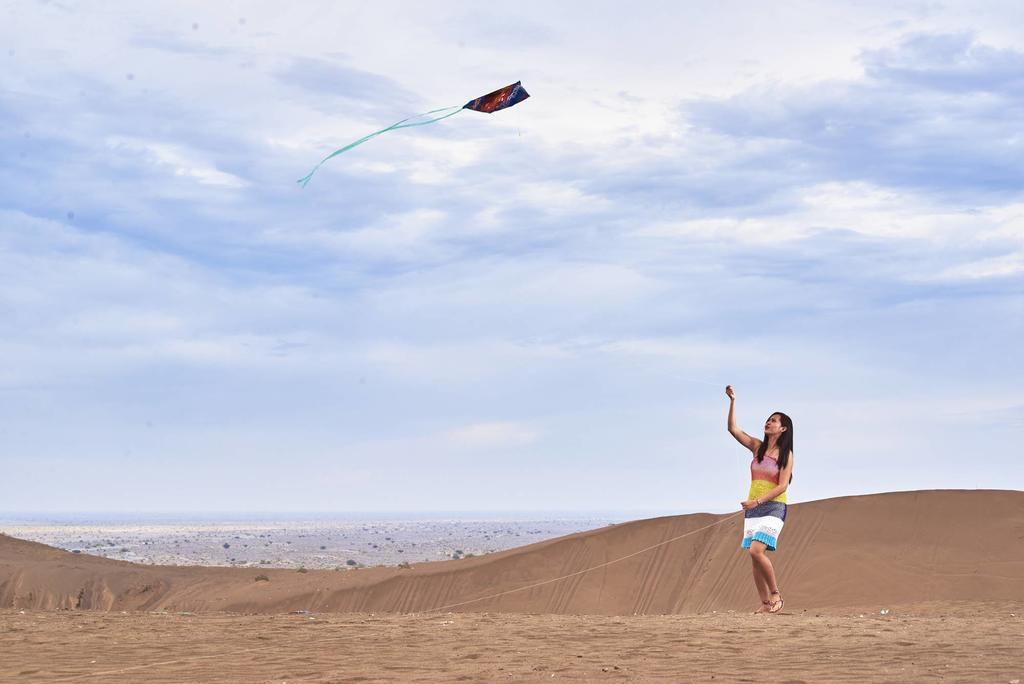 Dunes By Al Nahda Abyad Luaran gambar