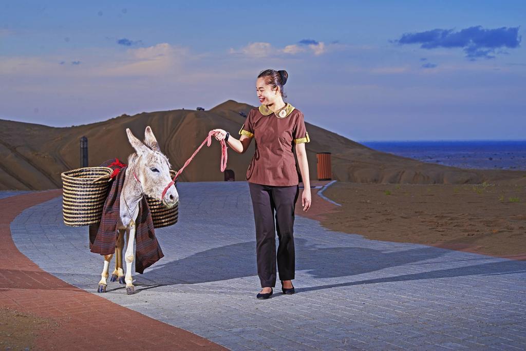 Dunes By Al Nahda Abyad Luaran gambar